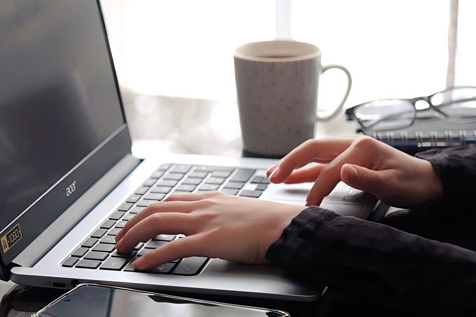 ツーコインズ株式会社